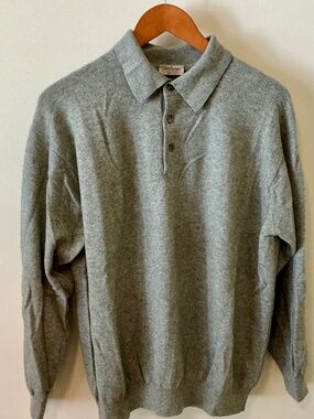 100% Pure Italian Cashmere Green 3 Button Sweater
